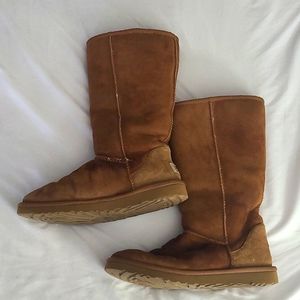 UGG Classic Tall in Chestnut